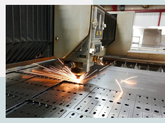 Лазерная резка металла в Кандалакше от 606 руб.